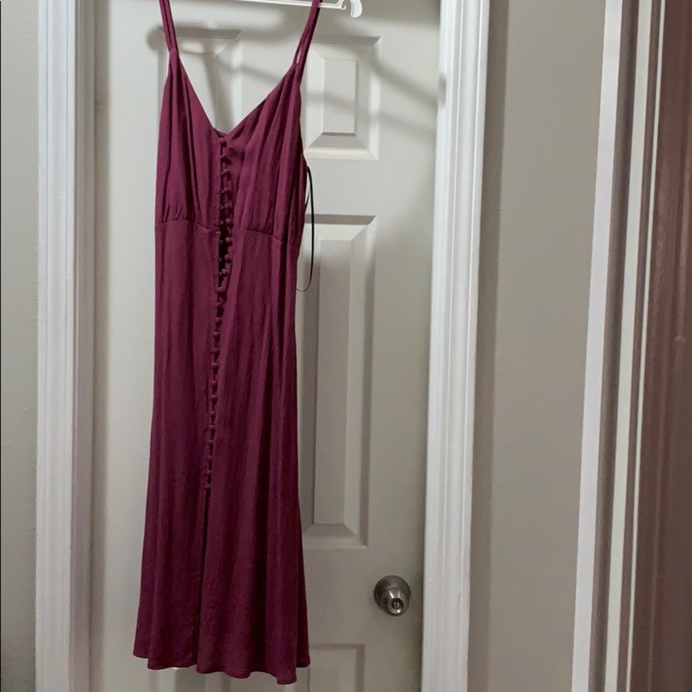 Flowing A-line spaghetti strapped dress